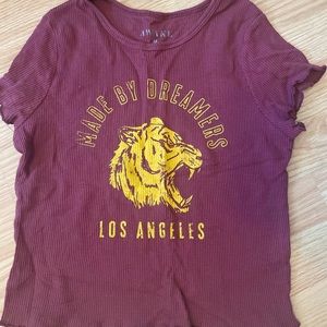 Zion burgundy small crop